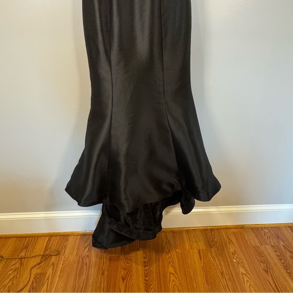 Sherri Hill Elegant Black Evening Gown, Prom dress, size 16, black - Picture 5 of 10